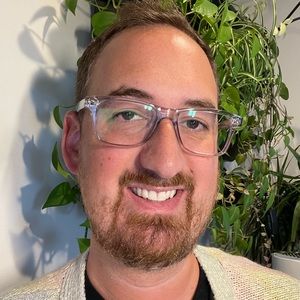 Meet your Posher, Eric